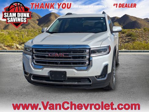 Used 2023 GMC Acadia SLT w/ Technology Package image 1