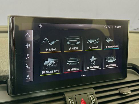 Certified 2023 Audi Q5 2.0T Premium w/ Convenience Package image 16