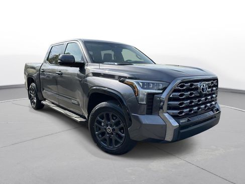 Used 2024 Toyota Tundra Platinum image 4