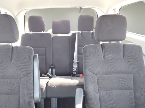 Used 2017 Dodge Grand Caravan SE w/ Power Window Group image 27