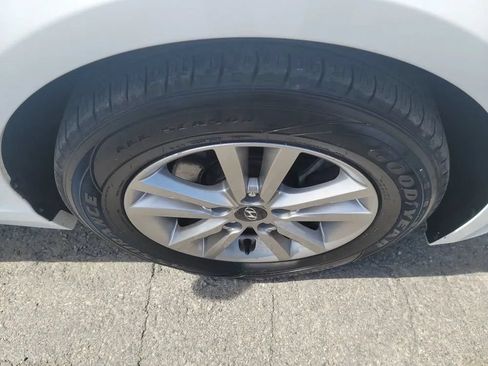 Used 2016 Hyundai Sonata SE FWD image 28
