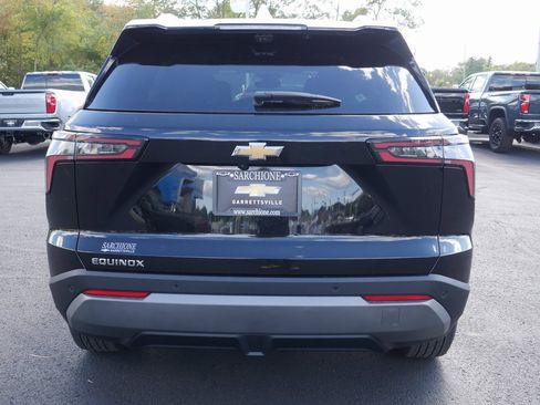 New 2025 Chevrolet Equinox LT w/ Convenience Package II image 30