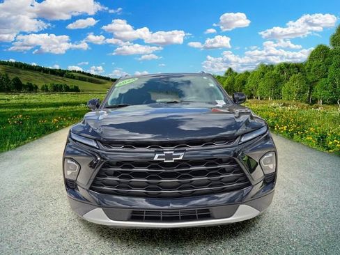 Used 2024 Chevrolet Blazer LT w/ Midnight/Sport Edition FWD image 8