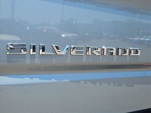 Used 2025 Chevrolet Silverado 1500 Custom RWD image 30