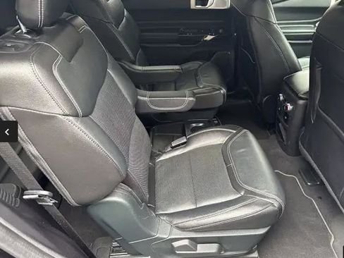 Used 2020 Ford Explorer ST w/ ST High-Performance Pack image 19