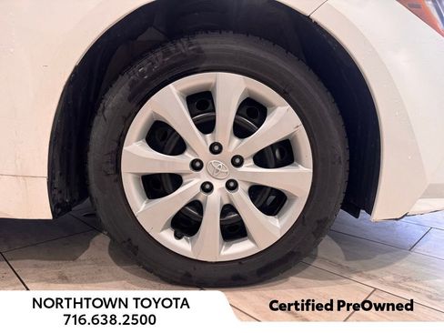 Used 2024 Toyota Corolla LE FWD image 7