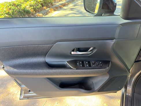 New 2026 Nissan Kicks SV image 16