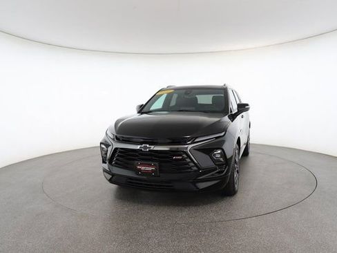Used 2025 Chevrolet Blazer RS image 32