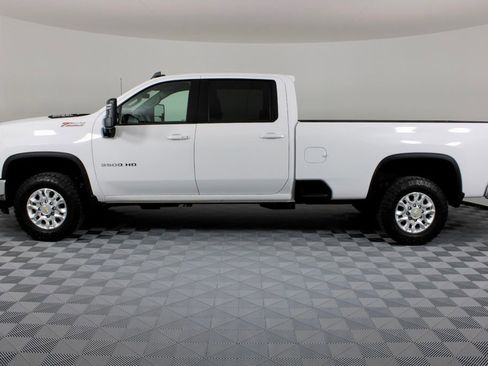 Used 2024 Chevrolet Silverado 3500 LT w/ Convenience Package AWD/4WD image 5