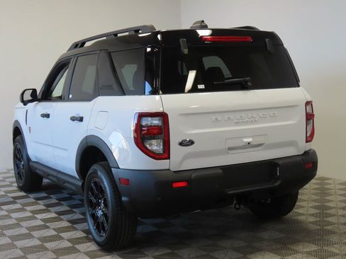 Used 2025 Ford Bronco Sport Badlands AWD/4WD image 3