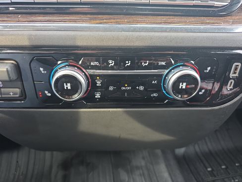 Certified 2024 GMC Sierra 1500 Elevation image 3