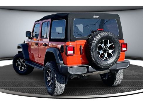 Used 2019 Jeep Wrangler Unlimited Sport S image 2