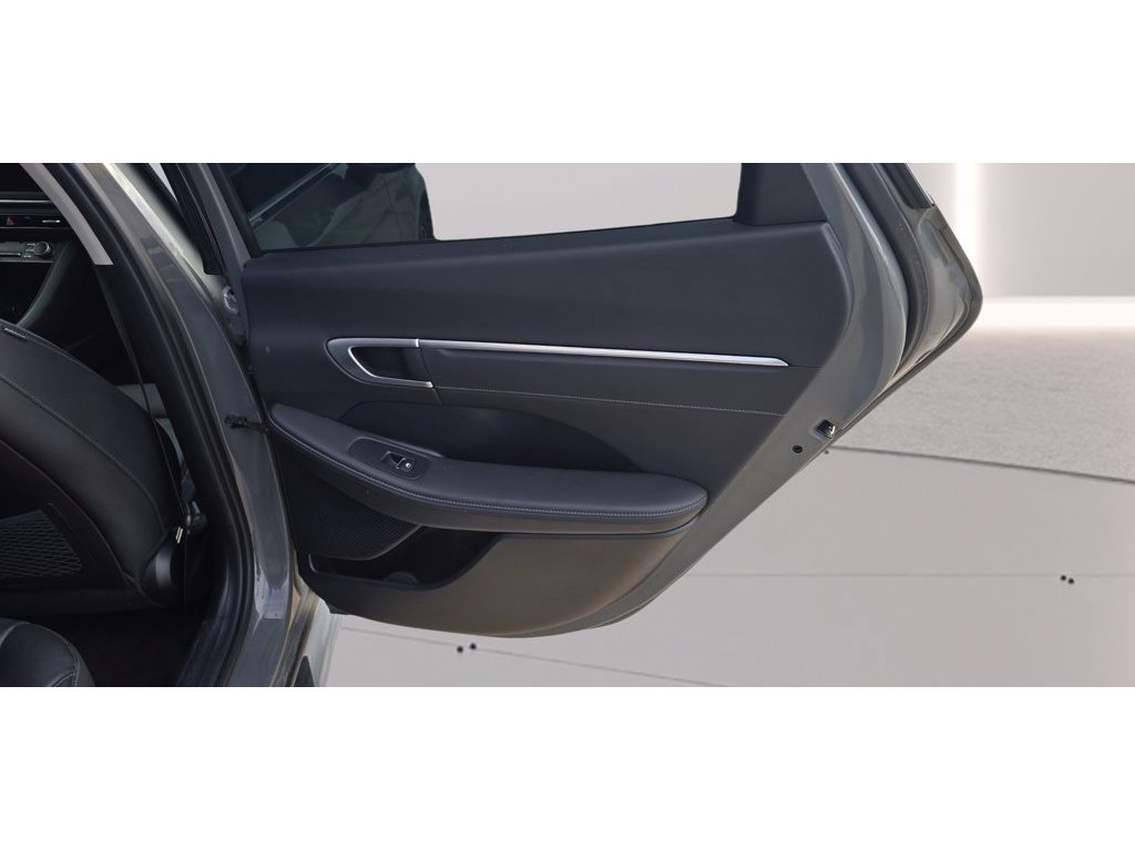 Used 2022 Hyundai Sonata Limited FWD image 10