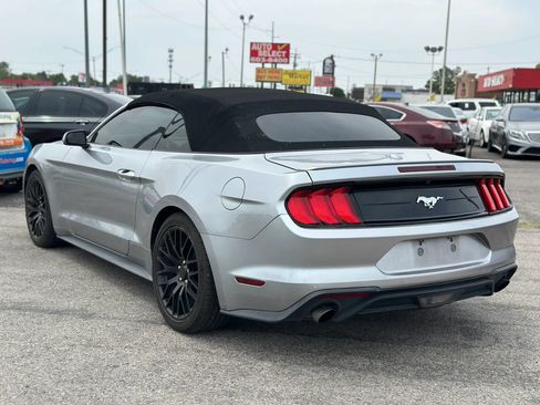 Used 2020 Ford Mustang Premium RWD image 15