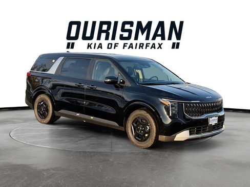 New 2026 Kia Carnival FWD image 1