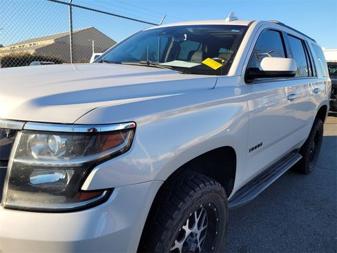 Used 2017 Chevrolet Tahoe LT image 10