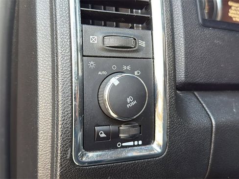 Used 2019 RAM 1500 Laramie w/ Convenience Group image 29