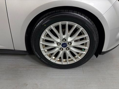 Used 2013 Ford Focus Titanium image 10