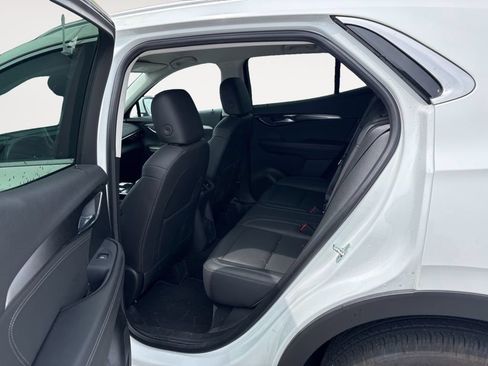 Used 2024 Buick Envision Preferred AWD/4WD image 29