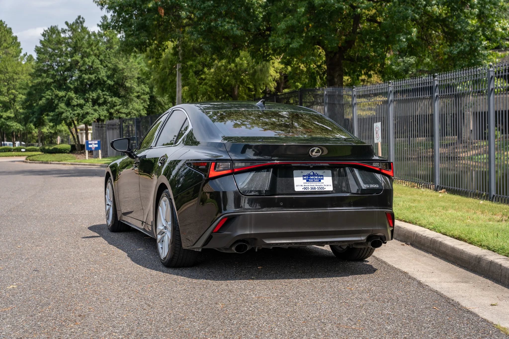 Used 2023 Lexus IS 300 w/ Comfort Package RWD image 7