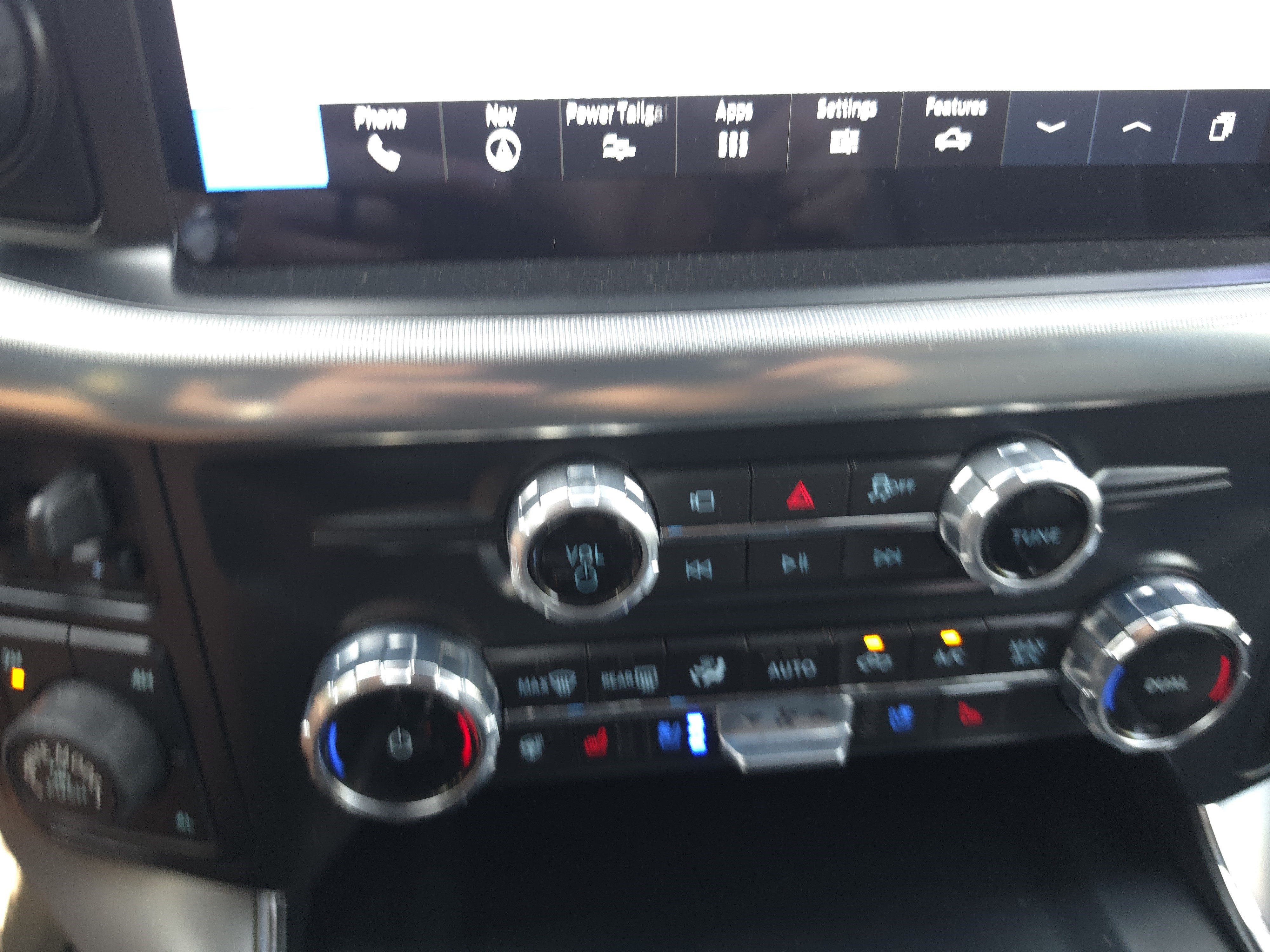 Used 2025 Ford F150 Lariat w/ Equipment Group 501A Mid AWD/4WD image 20