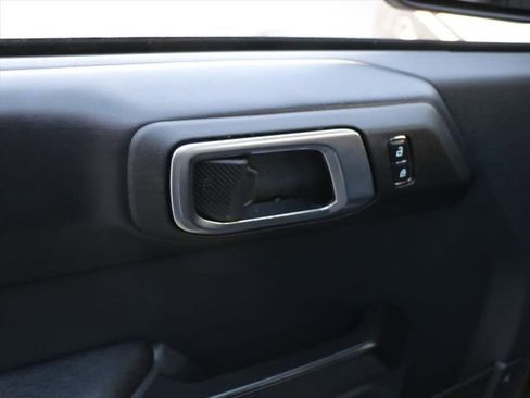 Used 2025 Ford Bronco Outer Banks image 19