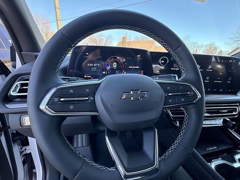 New 2026 Chevrolet Traverse LT w/ Midnight/Sport Edition image 7