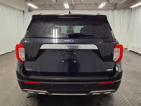 Certified 2020 Ford Explorer XLT w/ Equipment Group 202A image 23