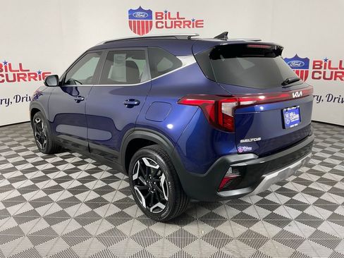 Used 2024 Kia Seltos SX w/ SX Sunroof Package AWD/4WD image 5