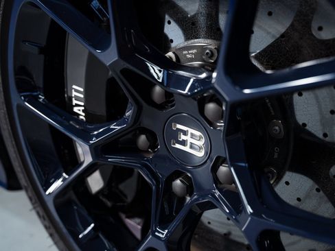Used 2023 Bugatti Chiron AWD/4WD image 12