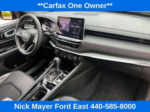 Used 2024 Jeep Compass Trailhawk AWD/4WD image 15
