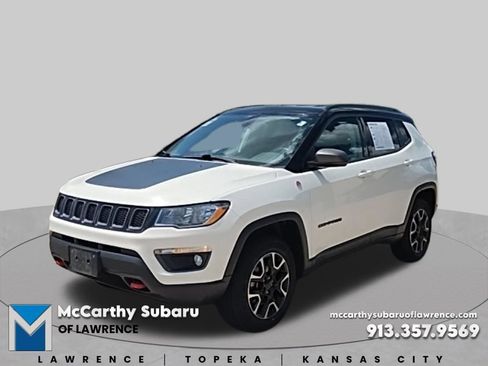 Used 2019 Jeep Compass Trailhawk AWD/4WD image 1