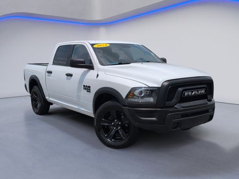 Used 2024 RAM 1500 Warlock AWD/4WD image 2