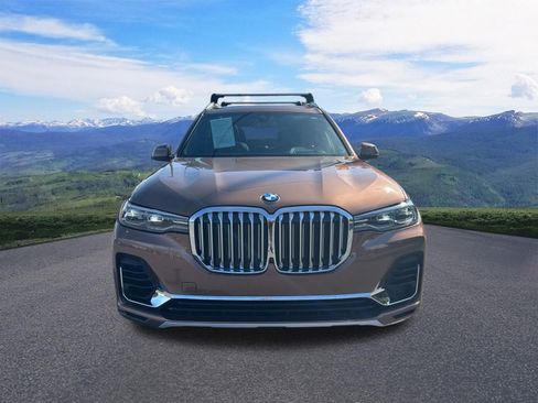 Used 2020 BMW X7 xDrive40i w/ Premium Package AWD/4WD image 9