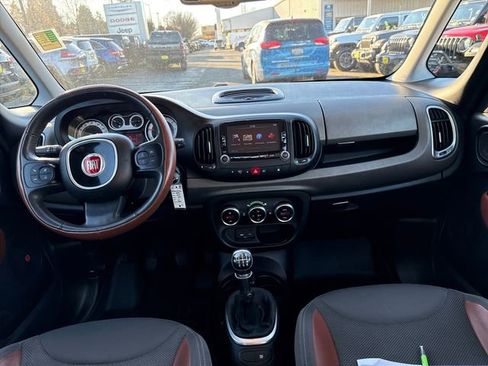 Used 2014 FIAT 500L Trekking w/ Popular Equipment Group image 11