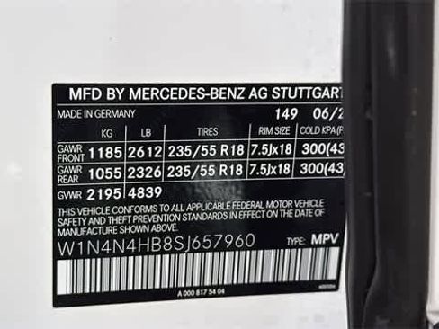 Used 2025 Mercedes-Benz GLA 250 4MATIC image 36