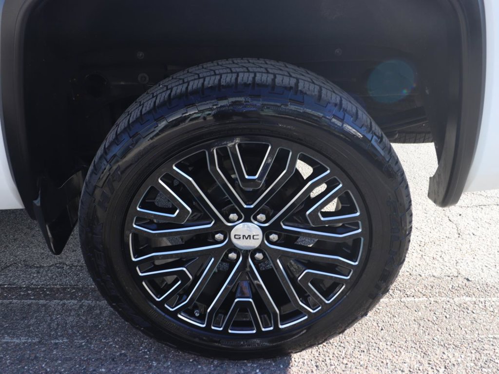 Used 2018 GMC Sierra 1500 SLT AWD/4WD image 14