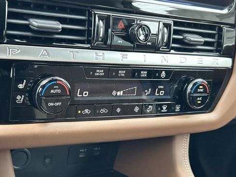 New 2026 Nissan Pathfinder Platinum AWD/4WD image 34