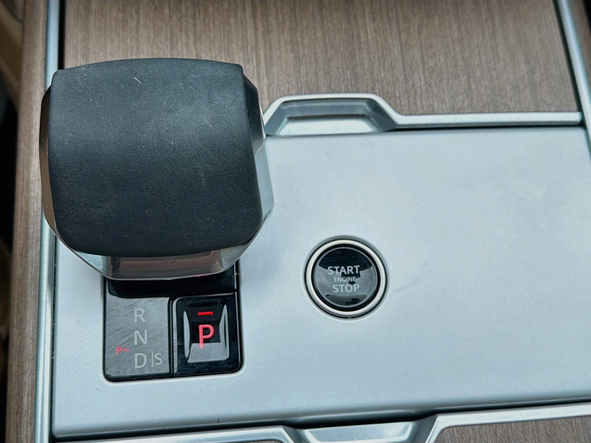 Used 2024 Land Rover Range Rover SE AWD/4WD image 30