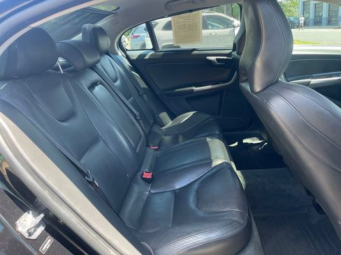 Used 2018 Volvo S60 T5 Inscription Platinum AWD/4WD image 21