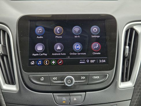 Used 2024 Chevrolet Malibu LT FWD image 11