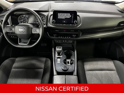 Certified 2025 Nissan Rogue SV AWD/4WD image 18