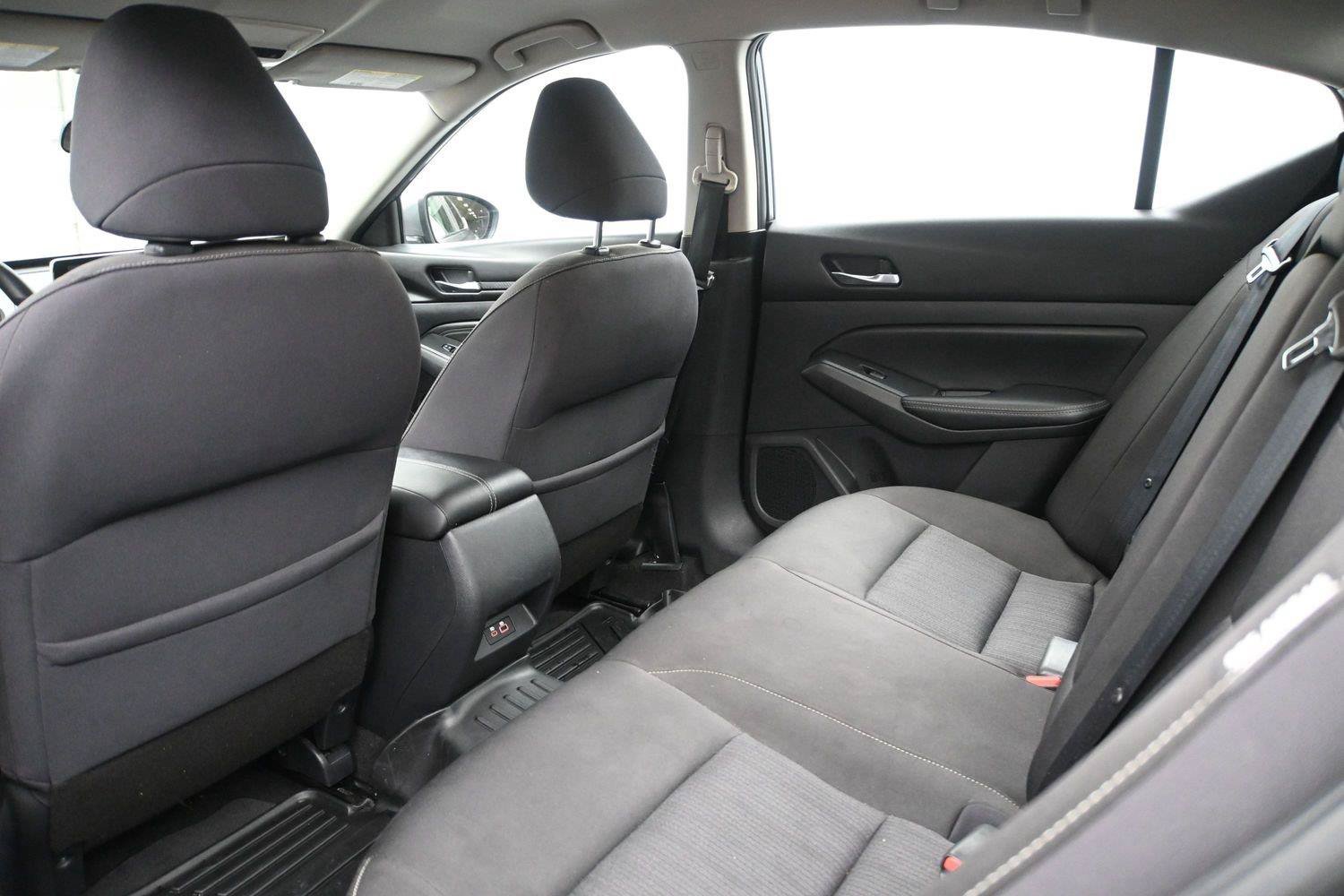 Used 2020 Nissan Altima 2.5 S FWD image 9