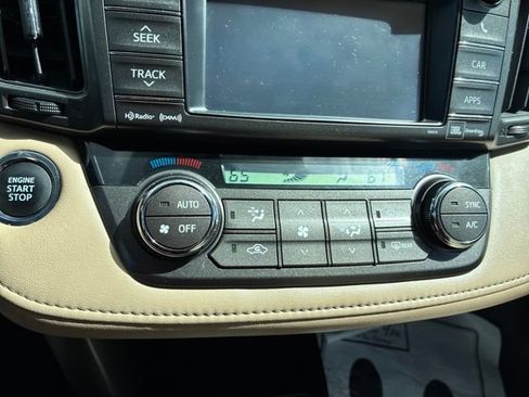 Used 2013 Toyota RAV4 Limited AWD/4WD image 24