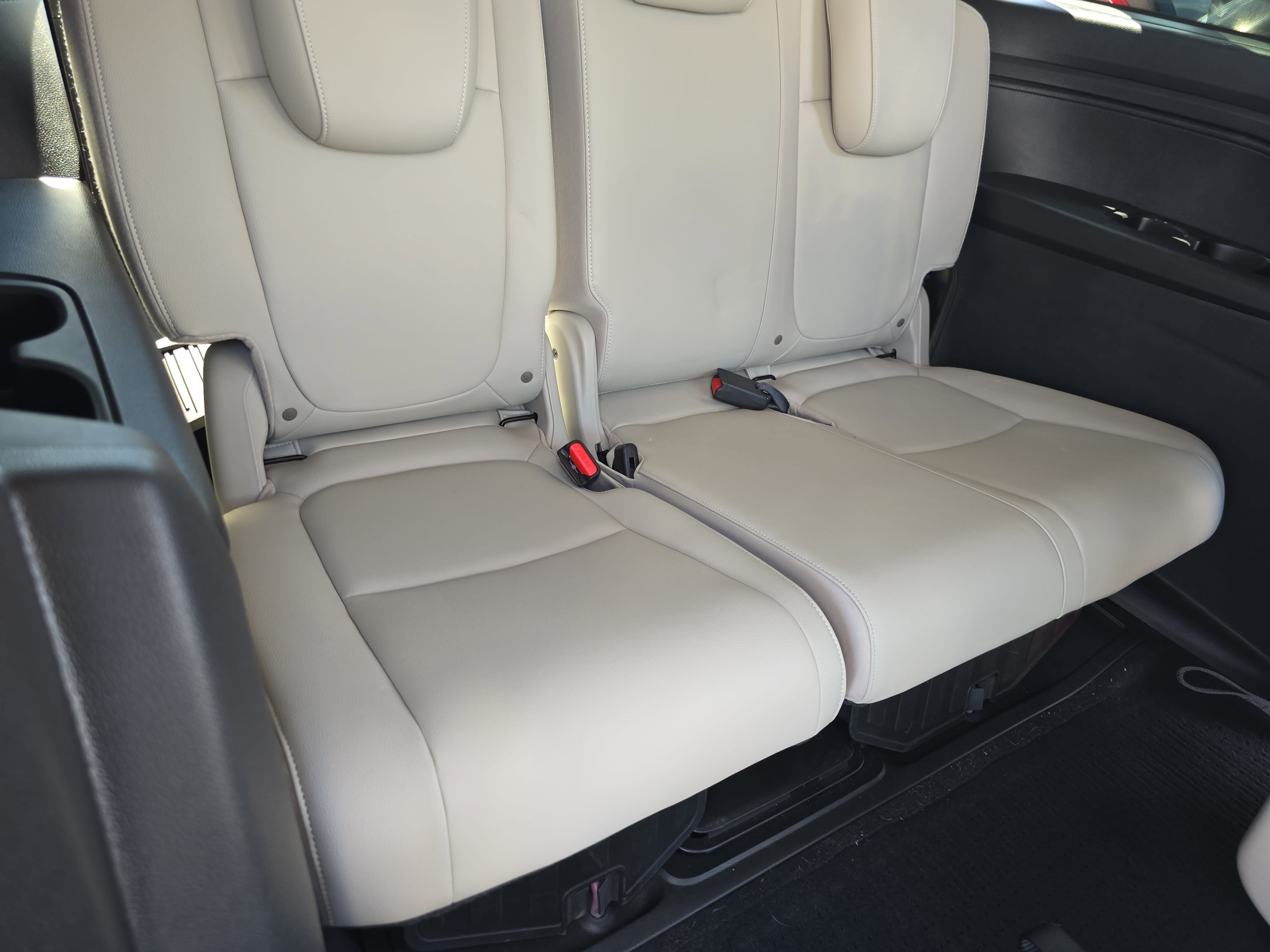 Used 2025 Honda Odyssey EX-L image 12