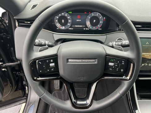 Certified 2024 Land Rover Range Rover Evoque Dynamic SE AWD/4WD image 19