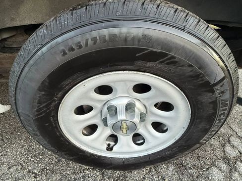 Used 2014 Chevrolet Express 1500 RWD image 13
