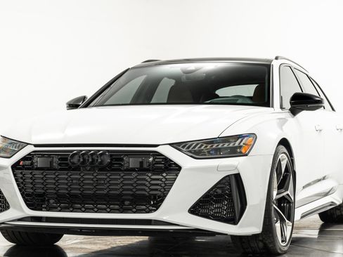 Used 2025 Audi RS 6 performance image 5