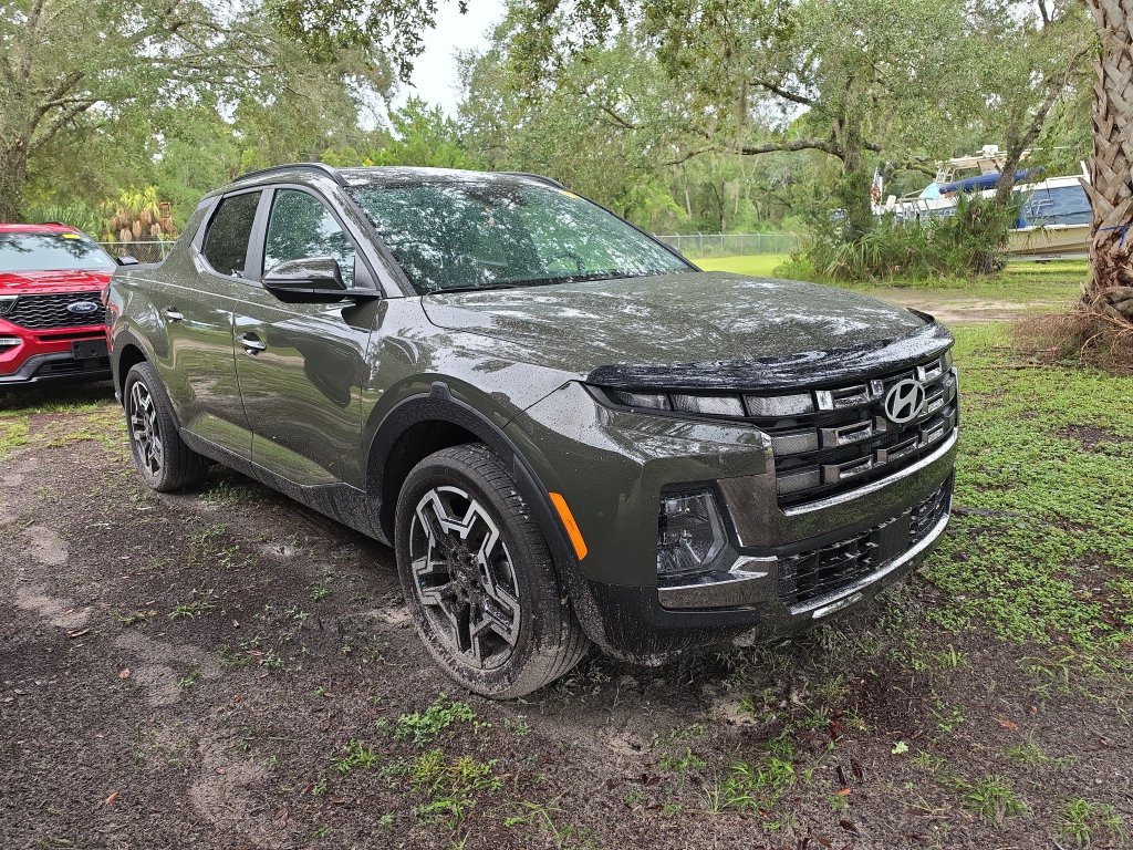 Certified 2025 Hyundai Santa Cruz Limited AWD/4WD image 2