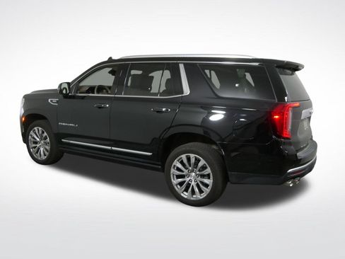 Used 2024 GMC Yukon Denali w/ Advanced Technology Package AWD/4WD image 6